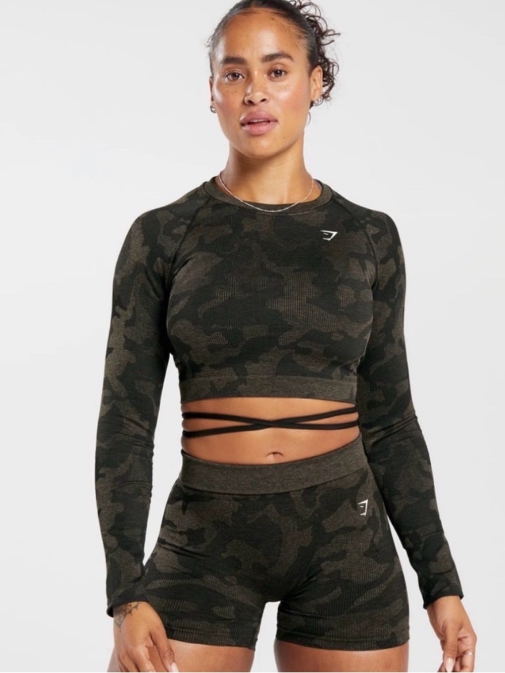 NWT Gymshark Adapt Camo Seamless Ribbed Long Sleeve Crop Top Black/Camo Brown XL